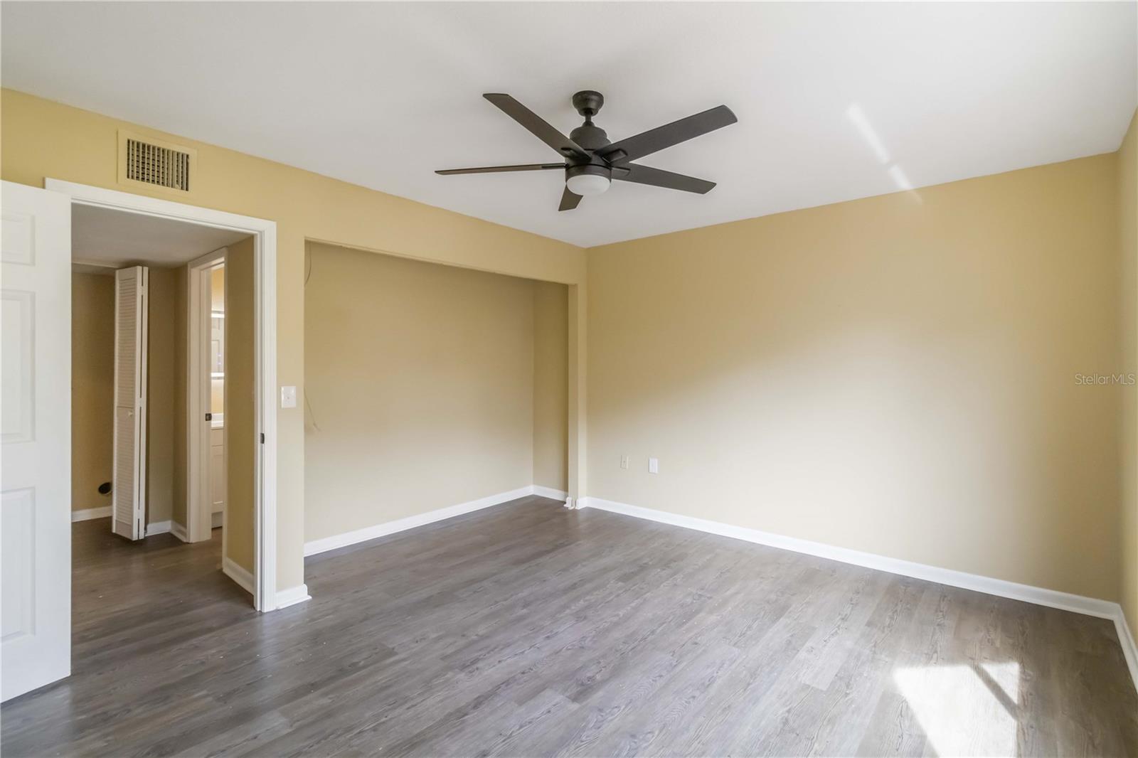 LAKE ARROWHEAD - Residential