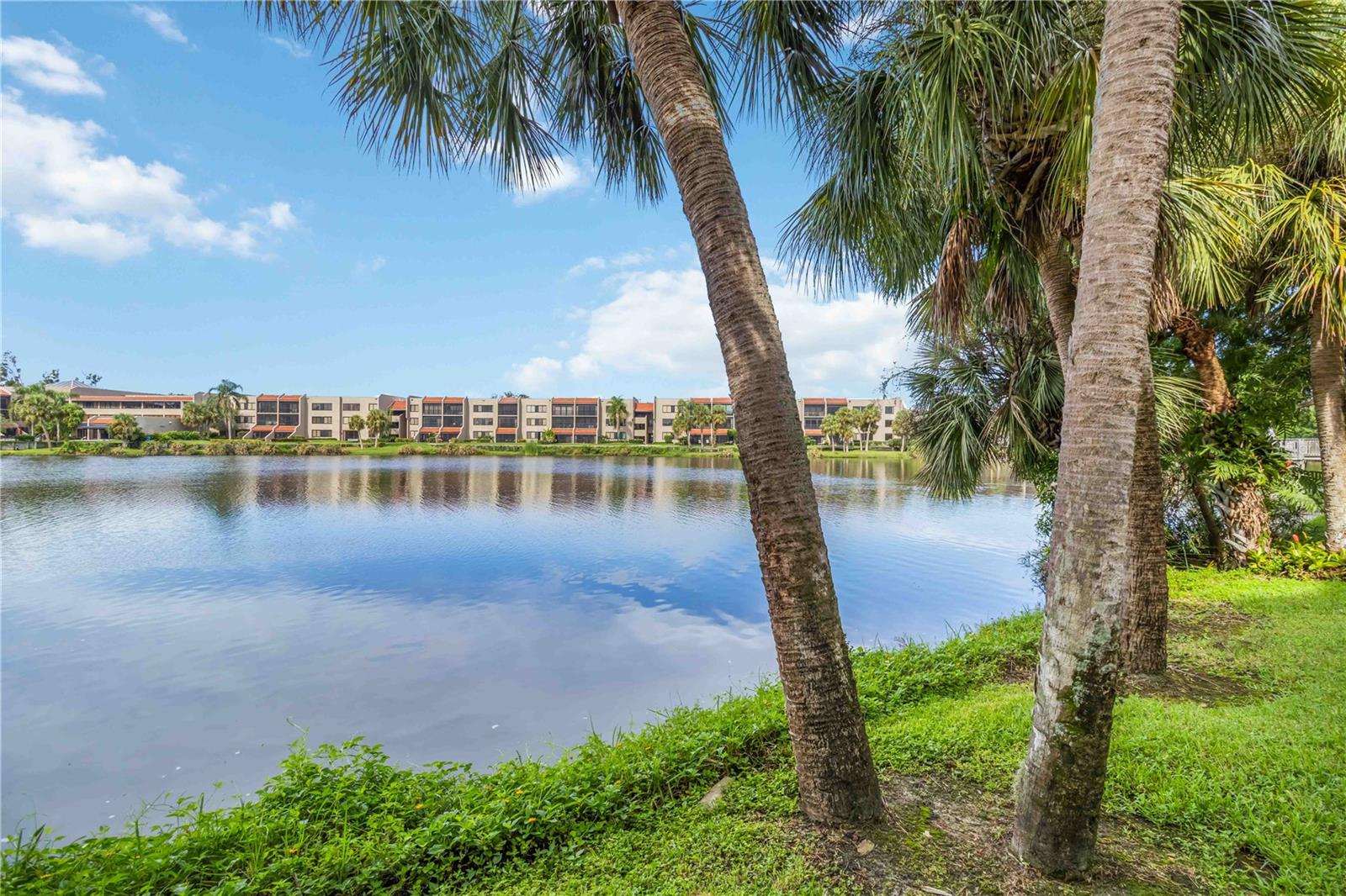 LAKE ARROWHEAD - Residential