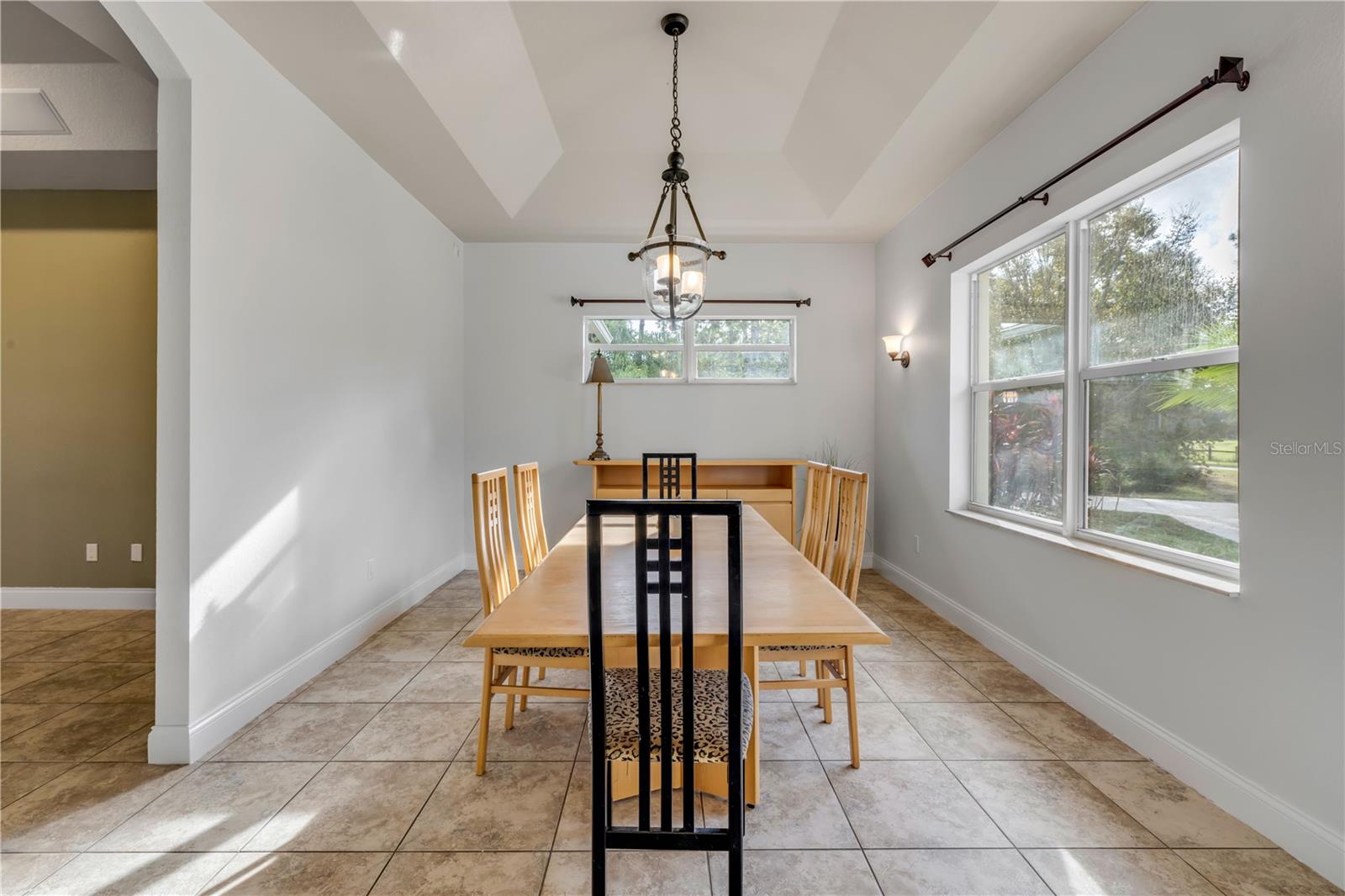 CRESTWOOD MANOR - Residential