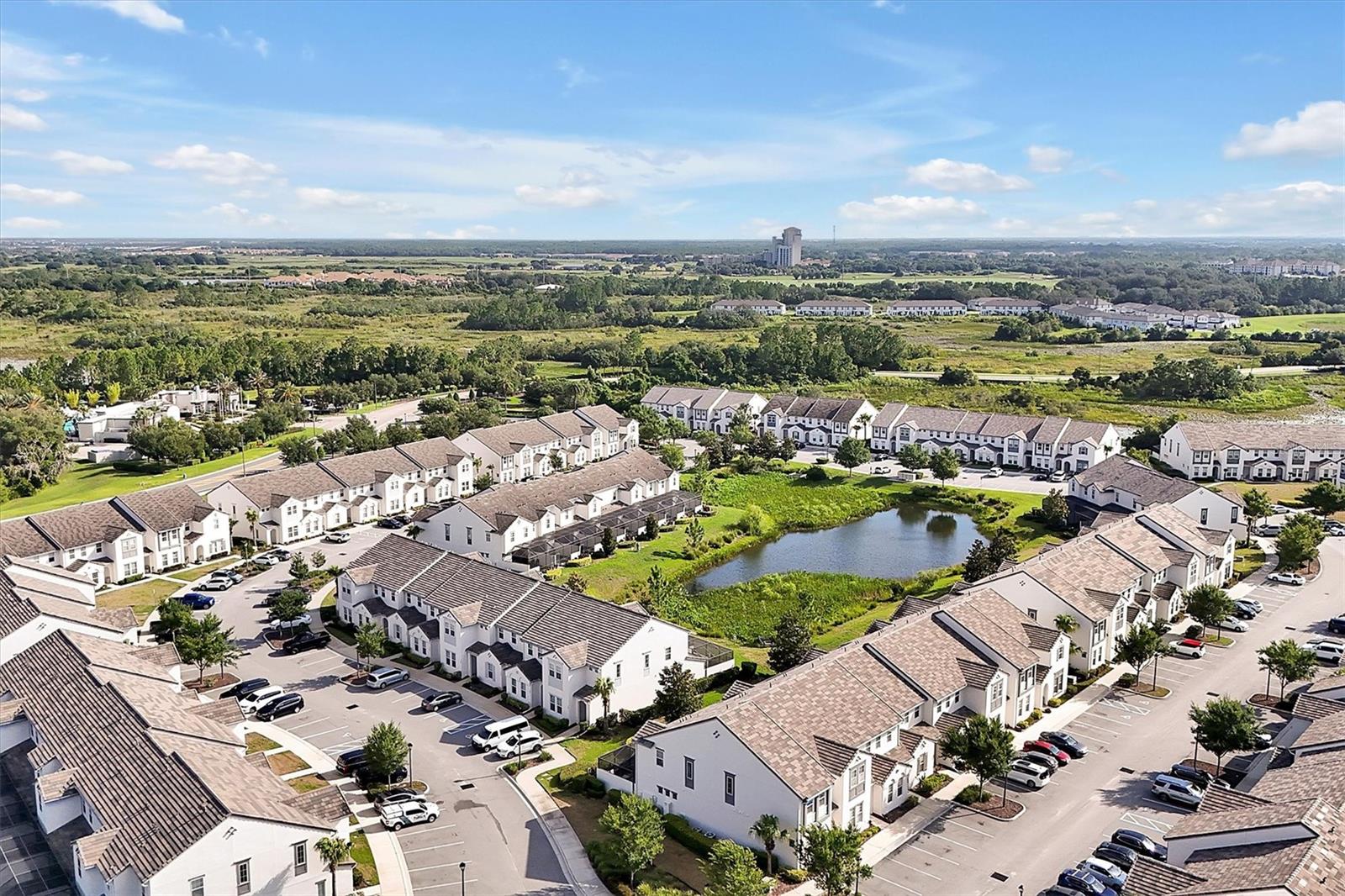 FESTIVAL PH 1 - Residential Lease