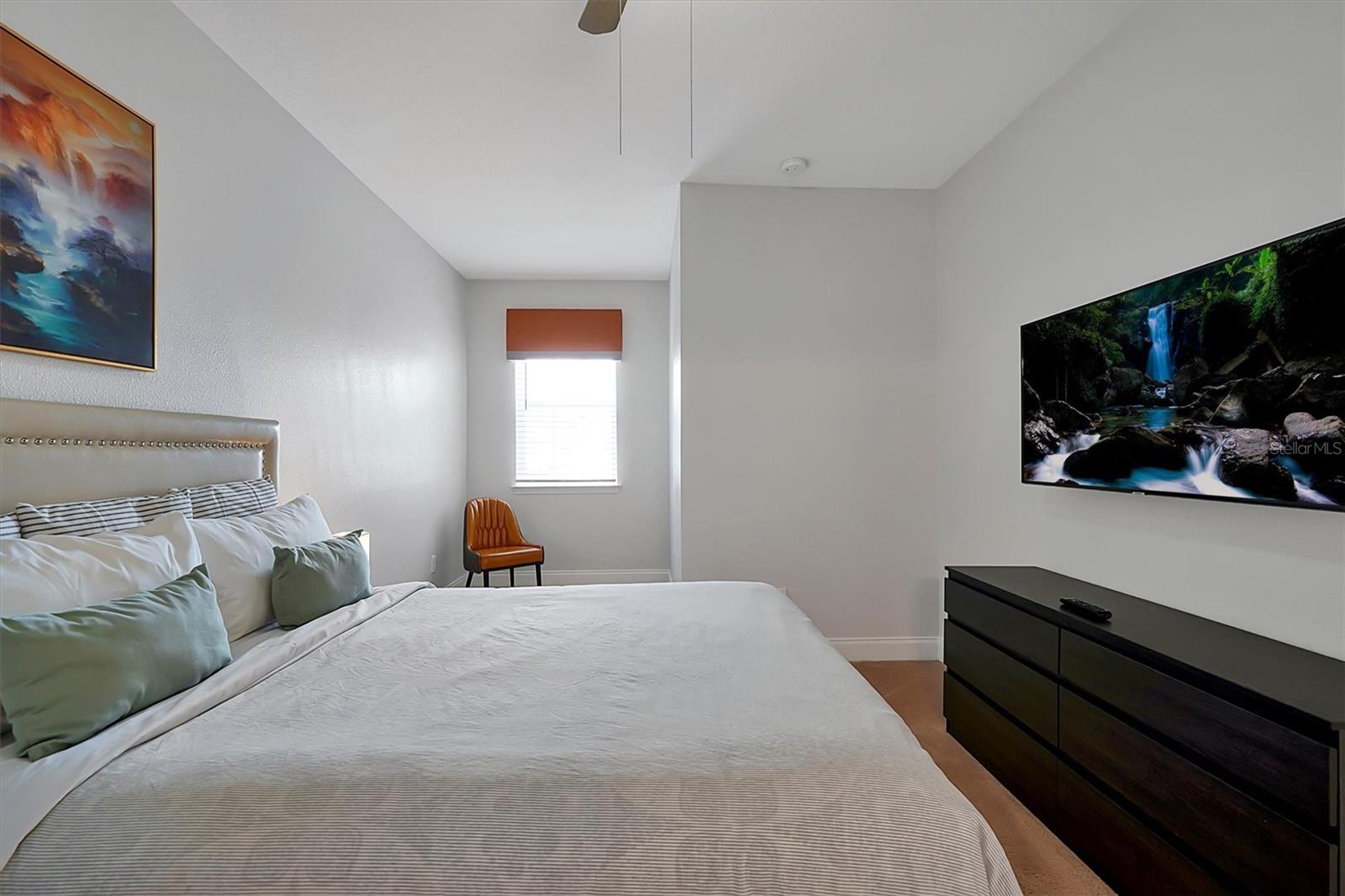 FESTIVAL PH 1 - Residential Lease