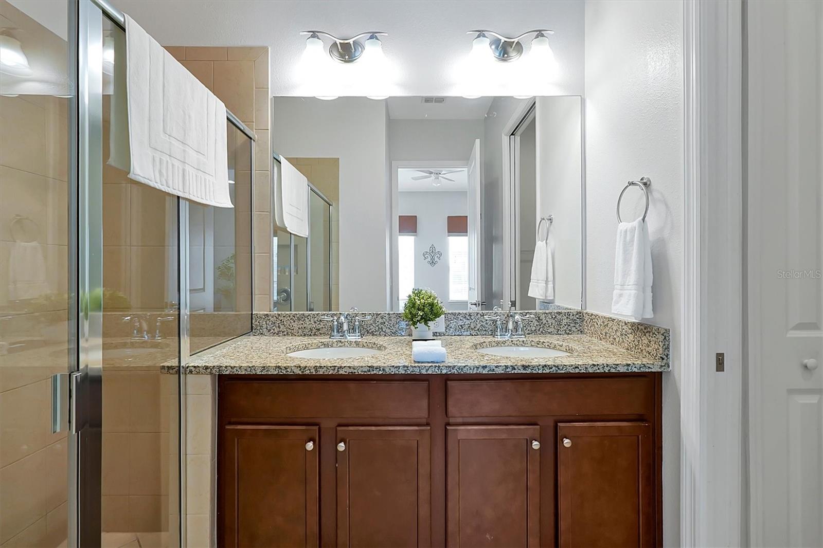 FESTIVAL PH 1 - Residential Lease