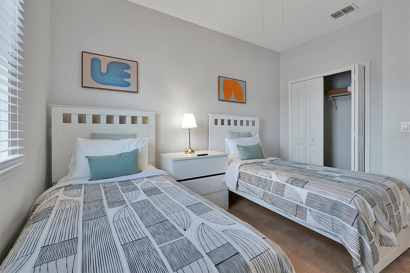 FESTIVAL PH 1 - Residential Lease