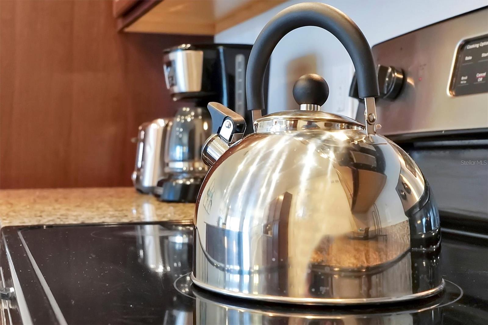 FESTIVAL PH 1 - Residential Lease