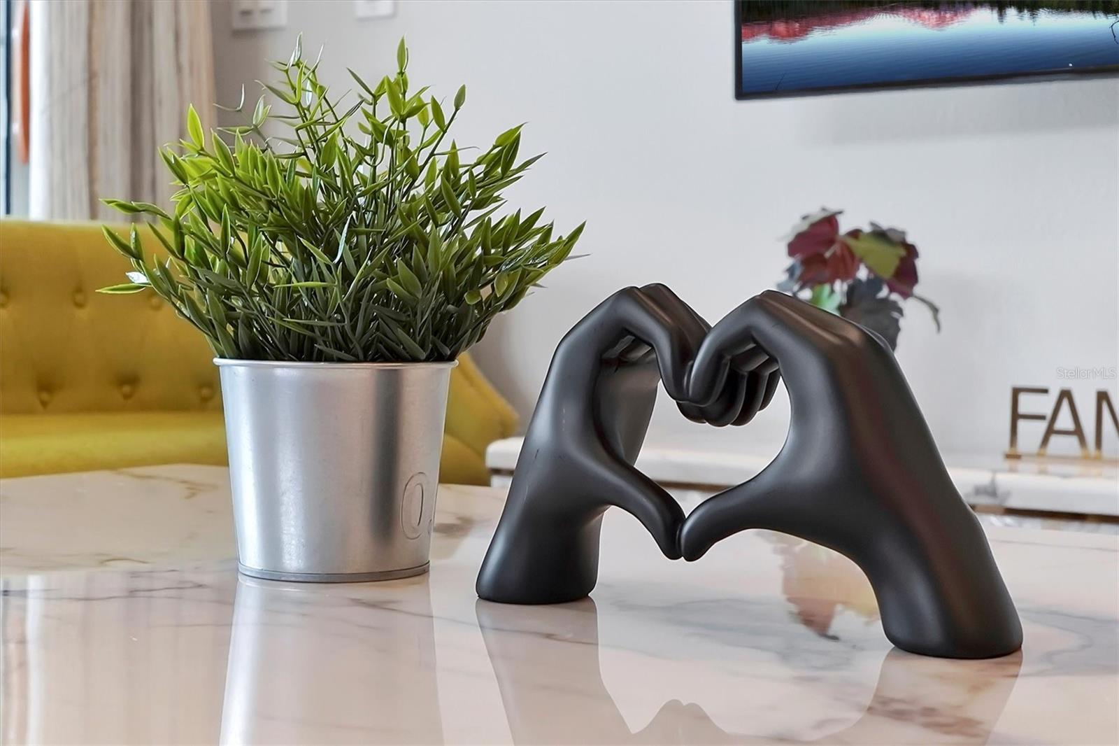 FESTIVAL PH 1 - Residential Lease