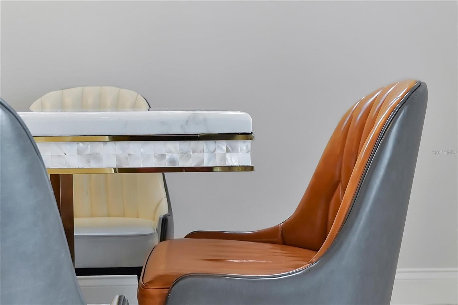 FESTIVAL PH 1 - Residential Lease