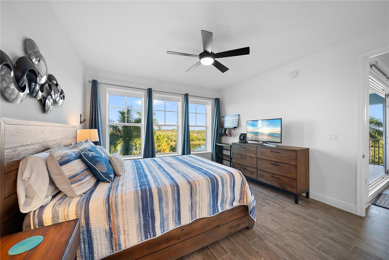 MARINA WALK ON ONE PARTICULAR HARBOUR 2 - Residential