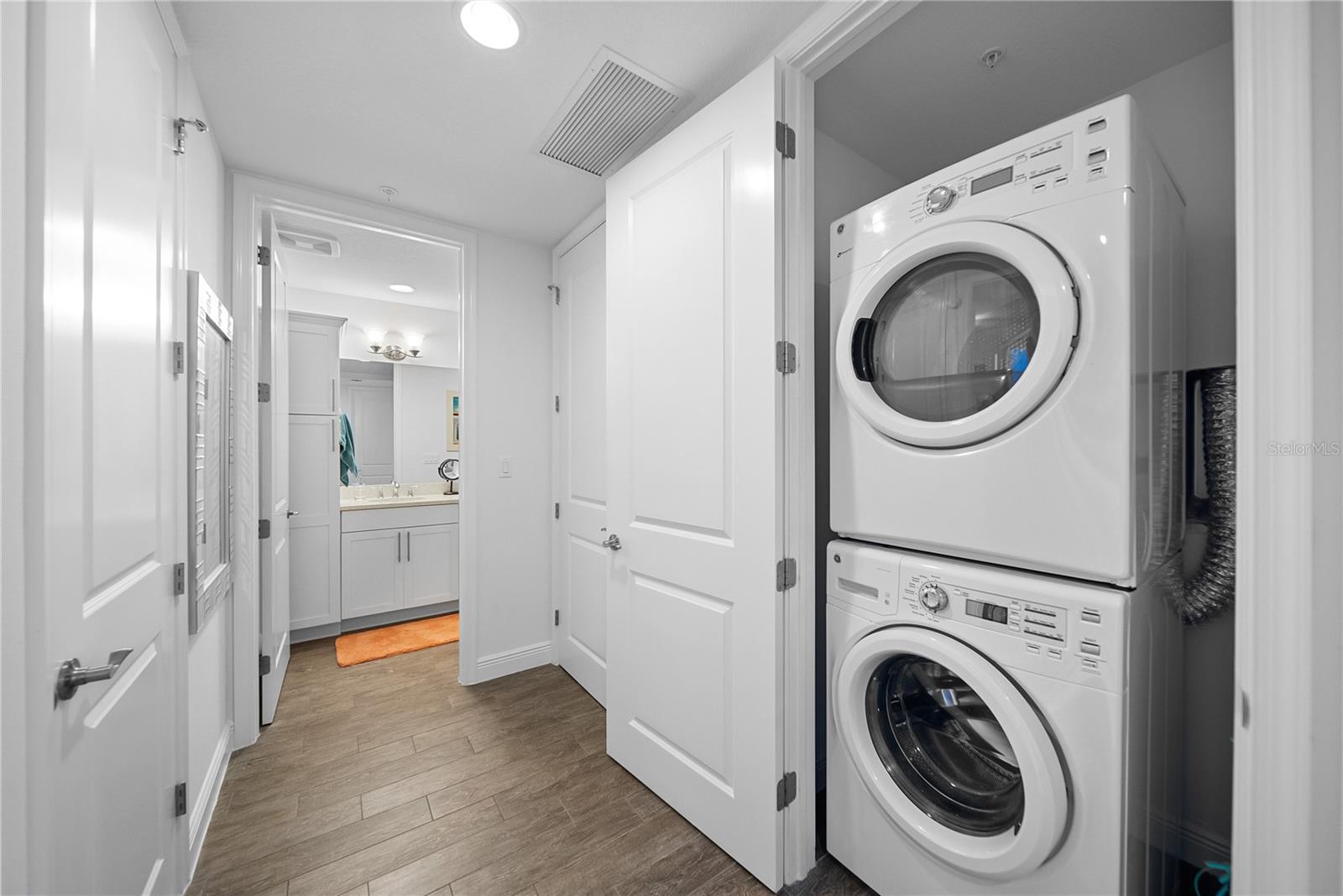 MARINA WALK ON ONE PARTICULAR HARBOUR 2 - Residential