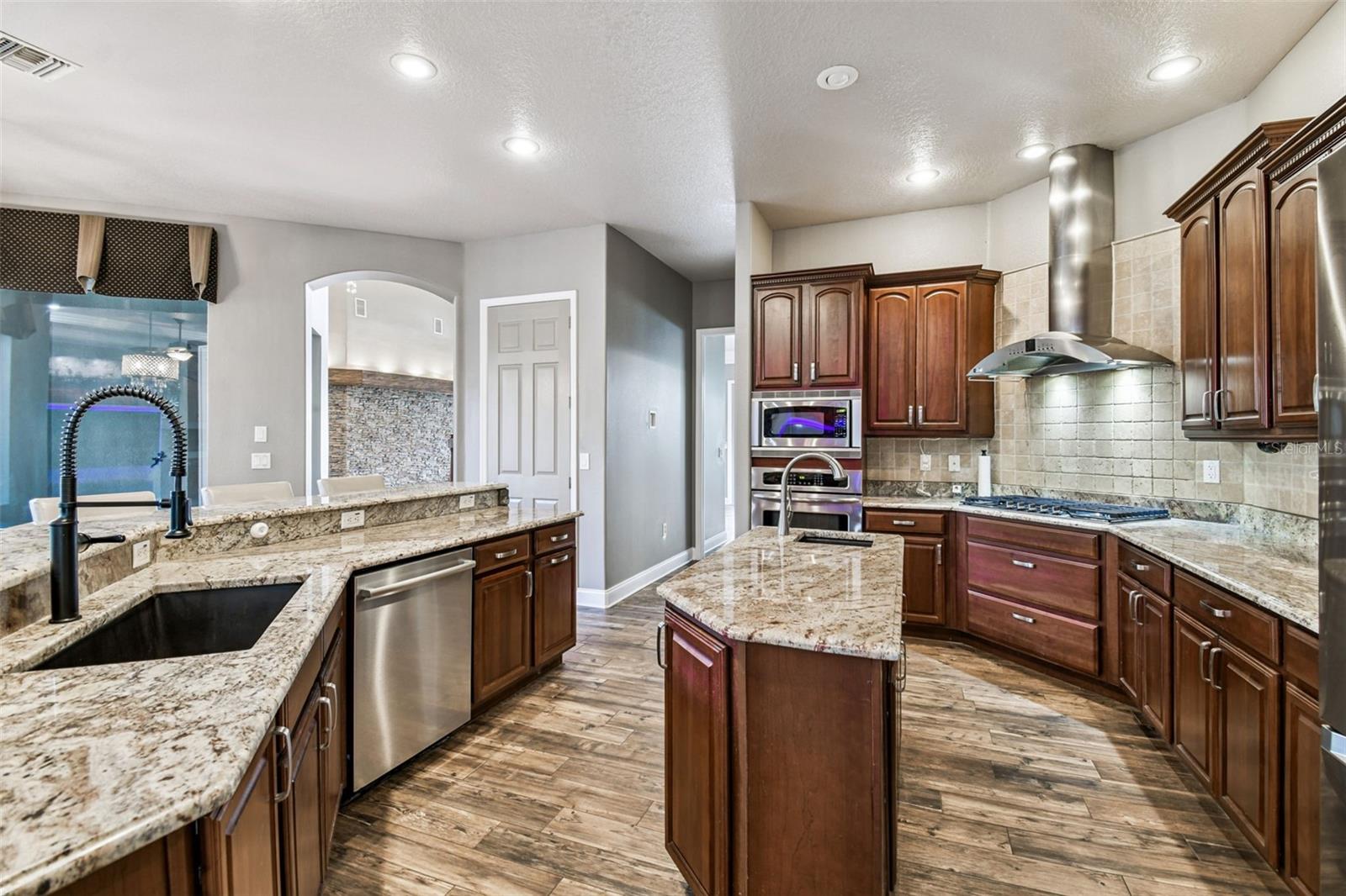 GREY HAWK AT LAKE POLO - Residential
