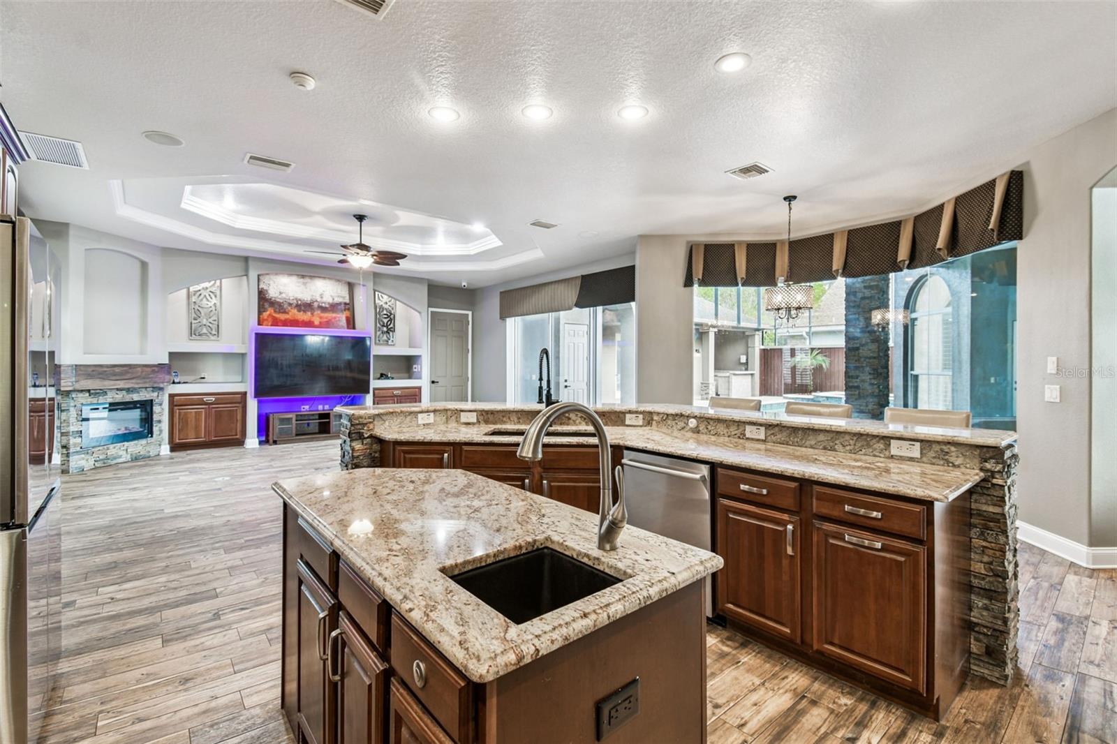 GREY HAWK AT LAKE POLO - Residential