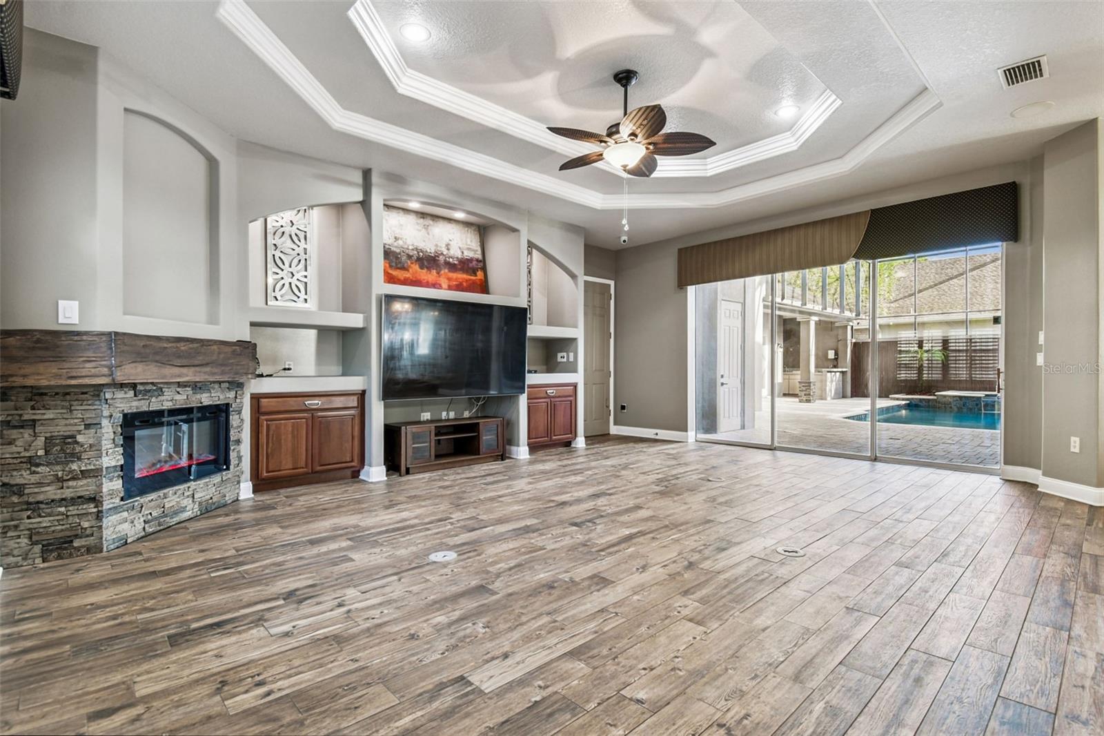 GREY HAWK AT LAKE POLO - Residential