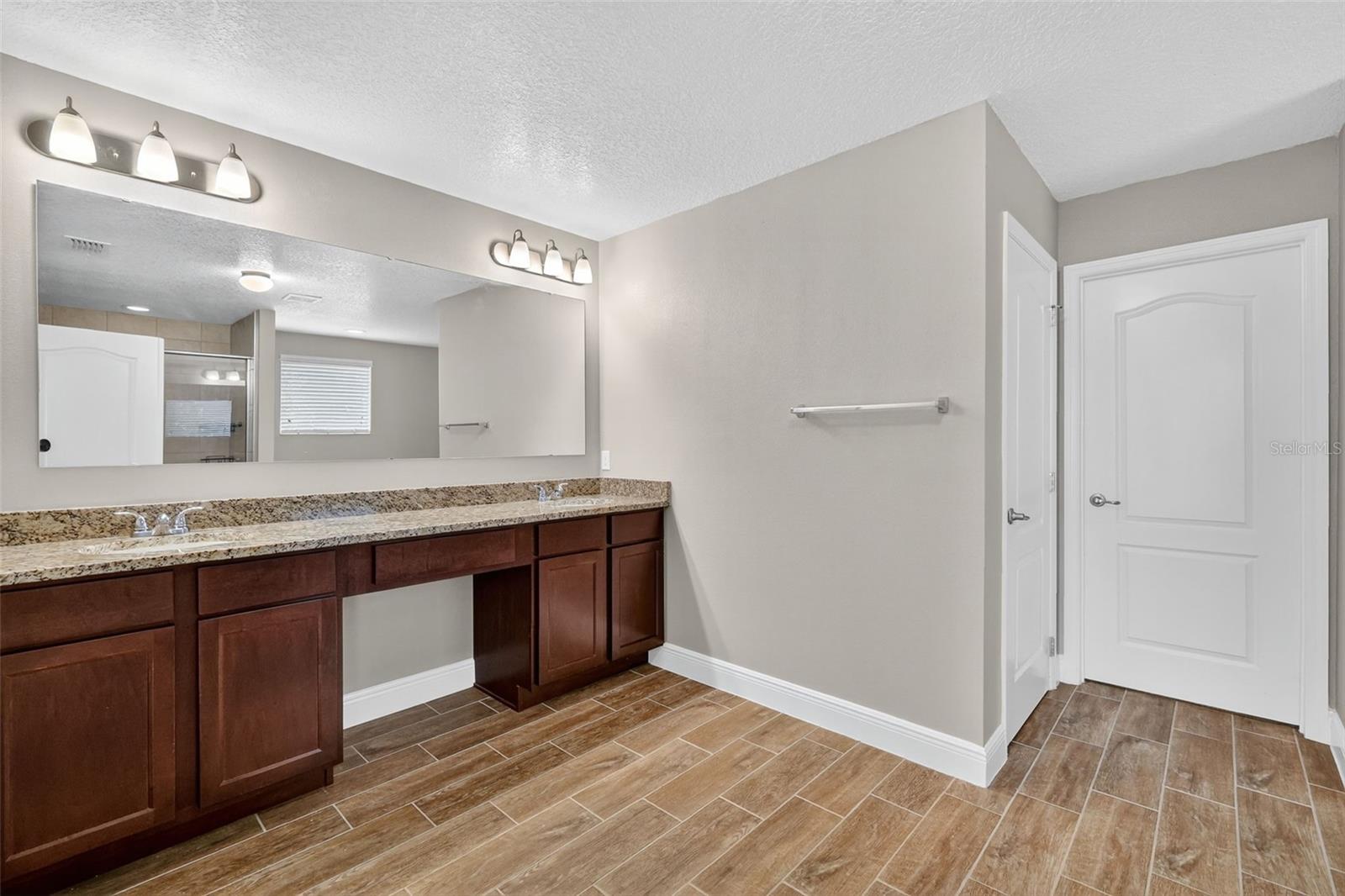 PLYMOUTH CREEK ESTATES - Residential