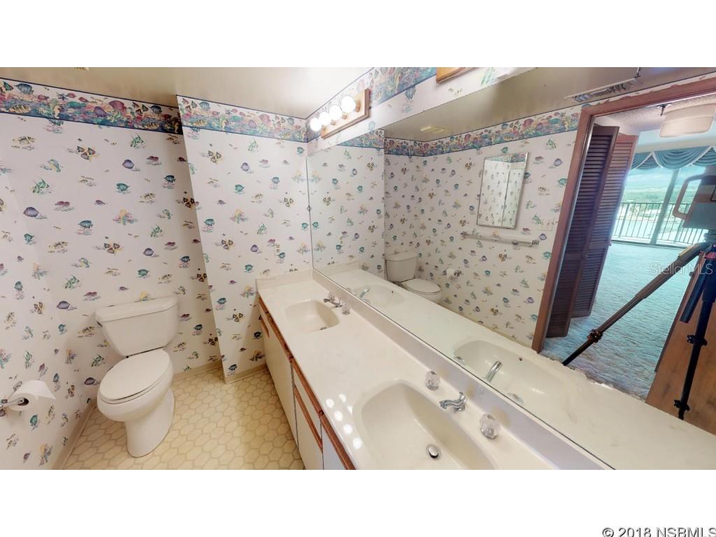 Diamond Head Point Condo - Residential