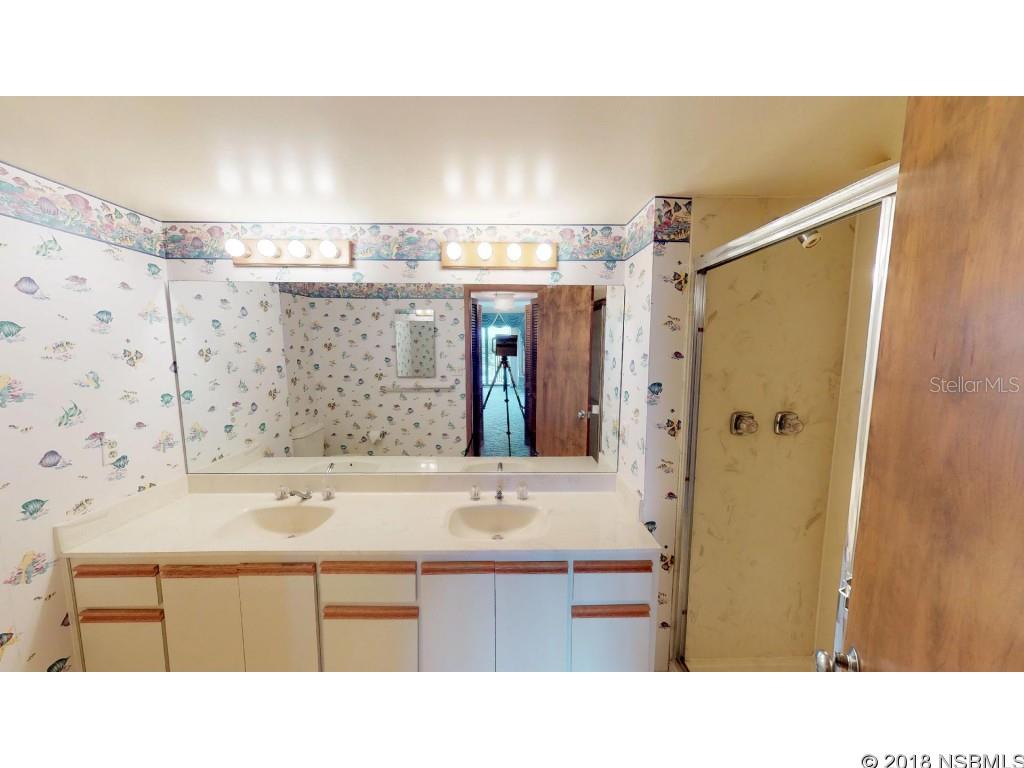 Diamond Head Point Condo - Residential