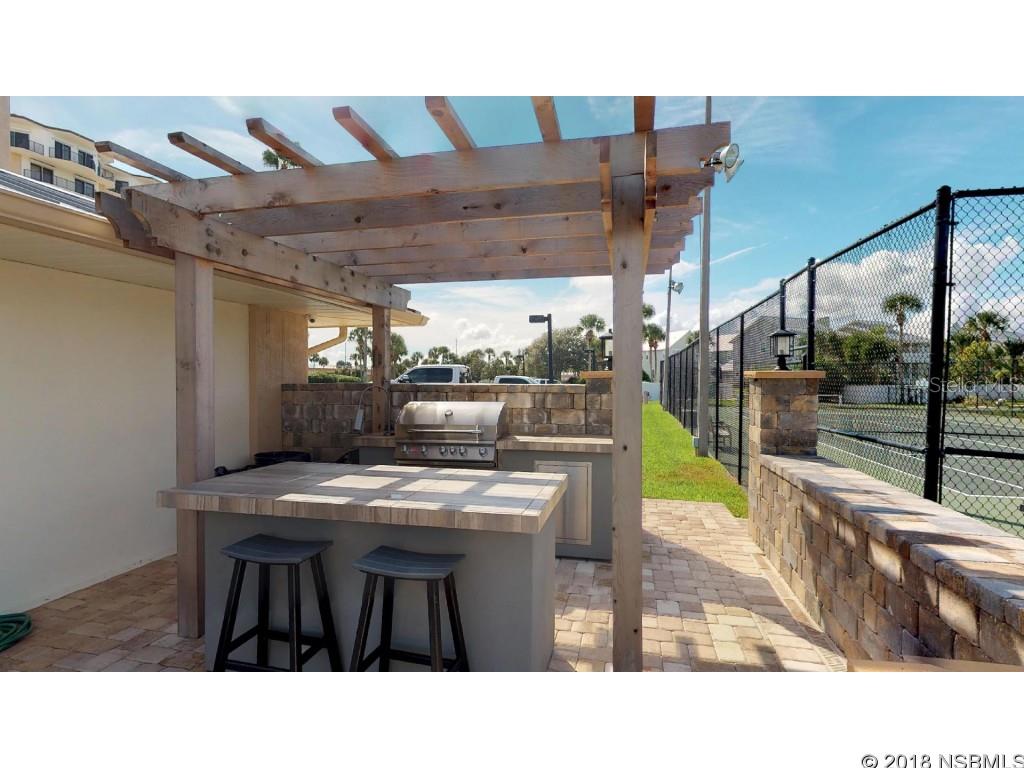 Diamond Head Point Condo - Residential