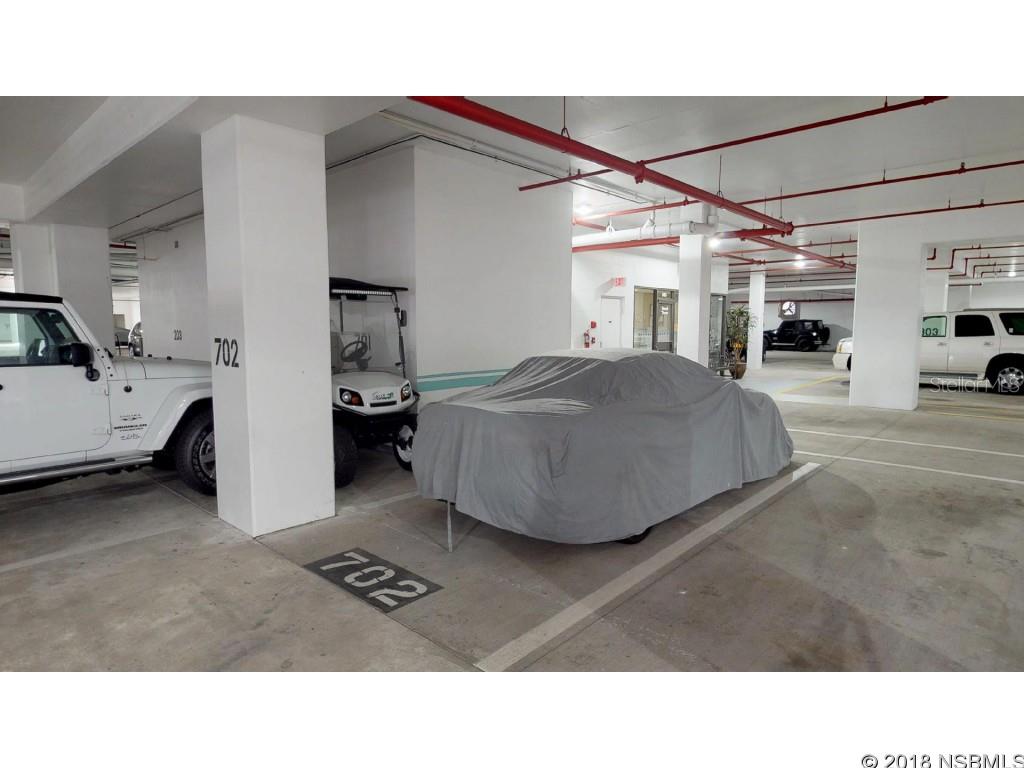 Diamond Head Point Condo - Residential