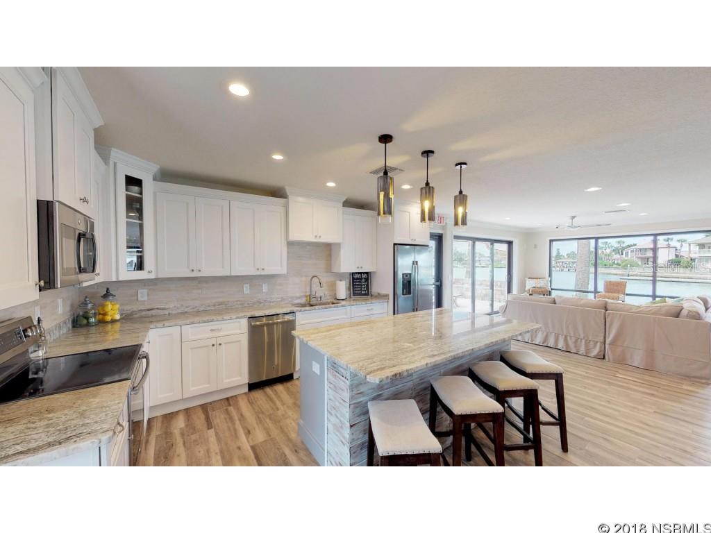 Diamond Head Point Condo - Residential