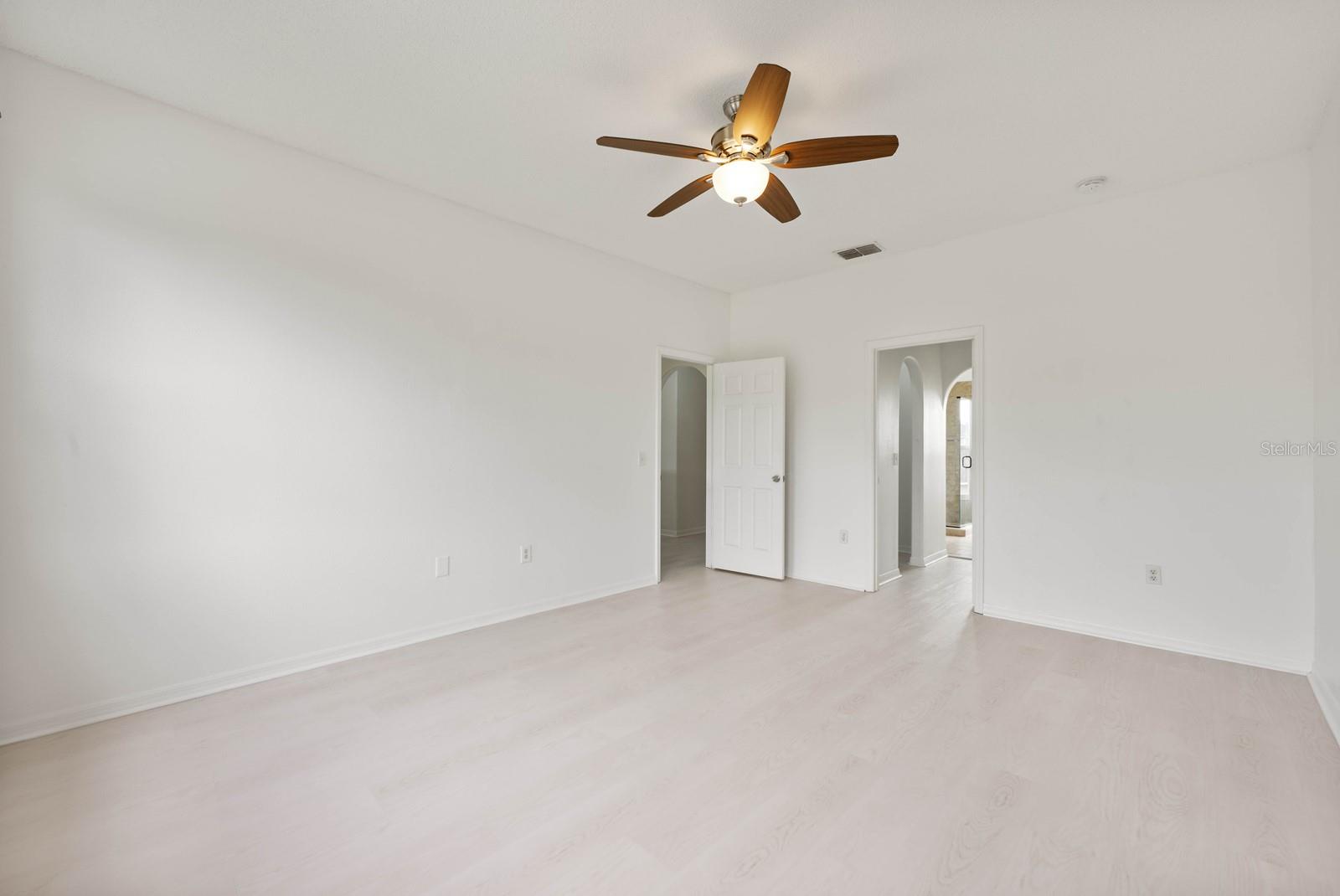 WESTLAKE - Residential