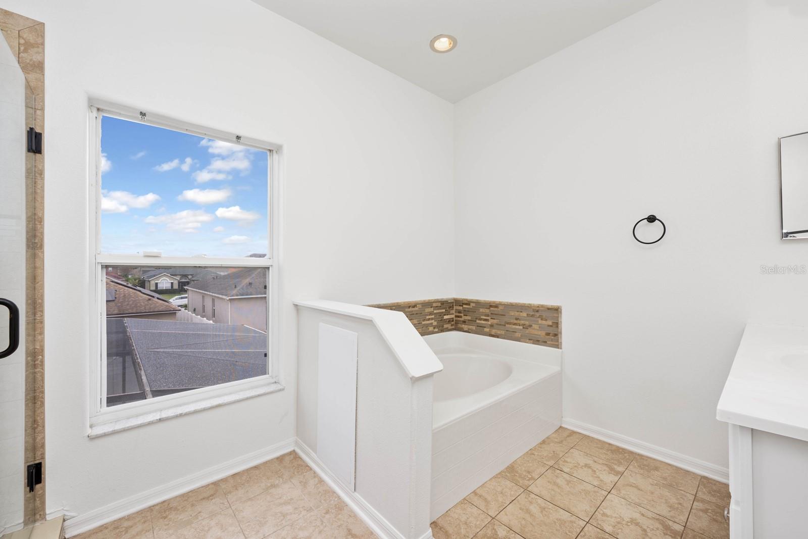 WESTLAKE - Residential