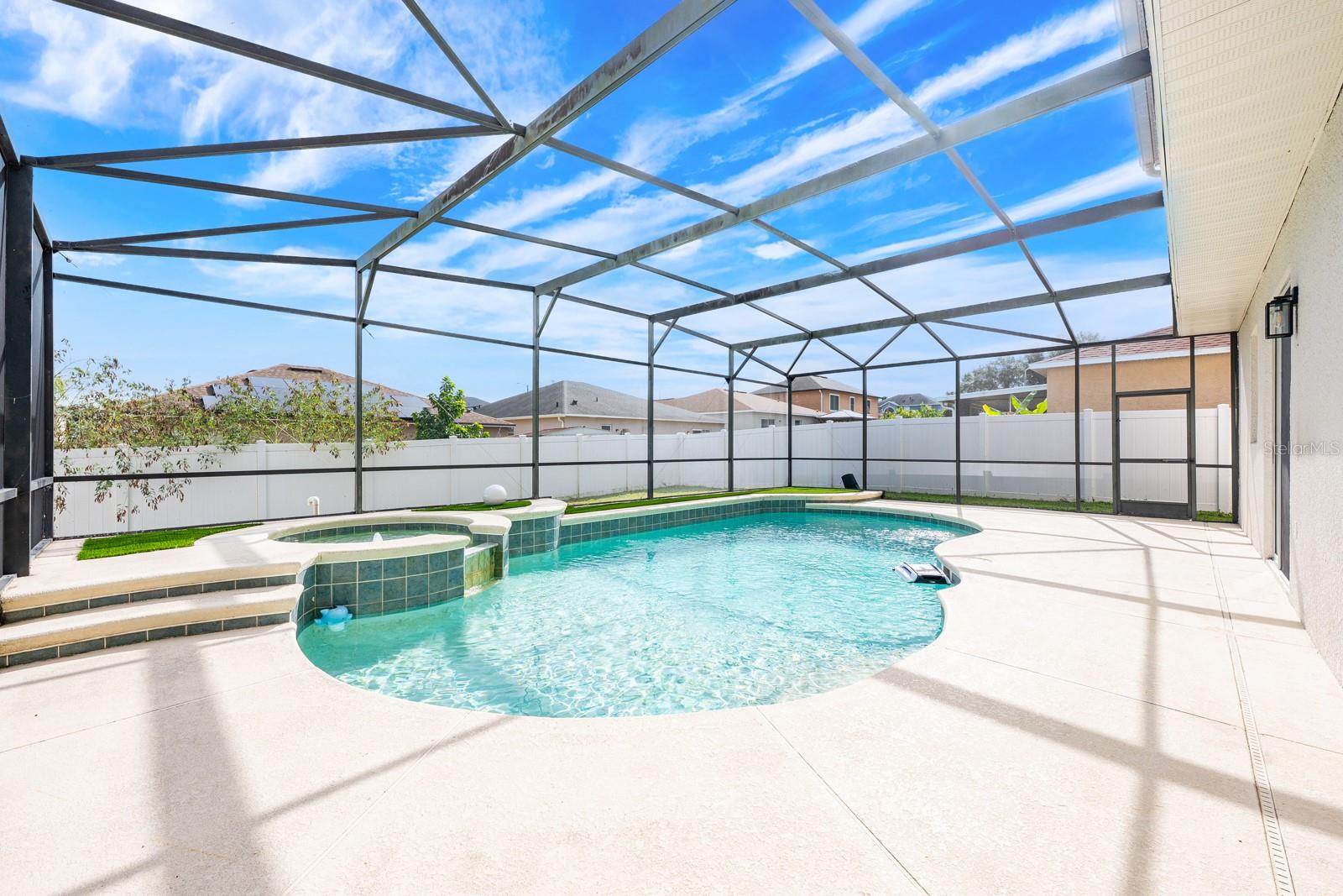 WESTLAKE - Residential