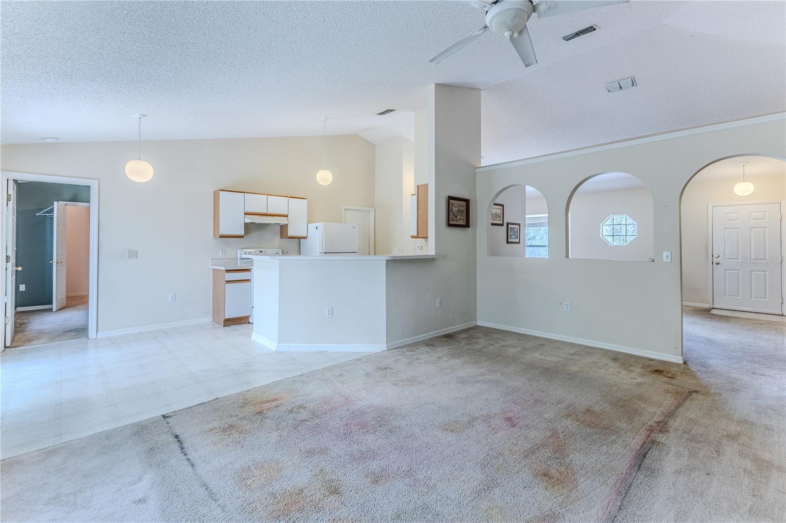 SPRING HILL - Residential