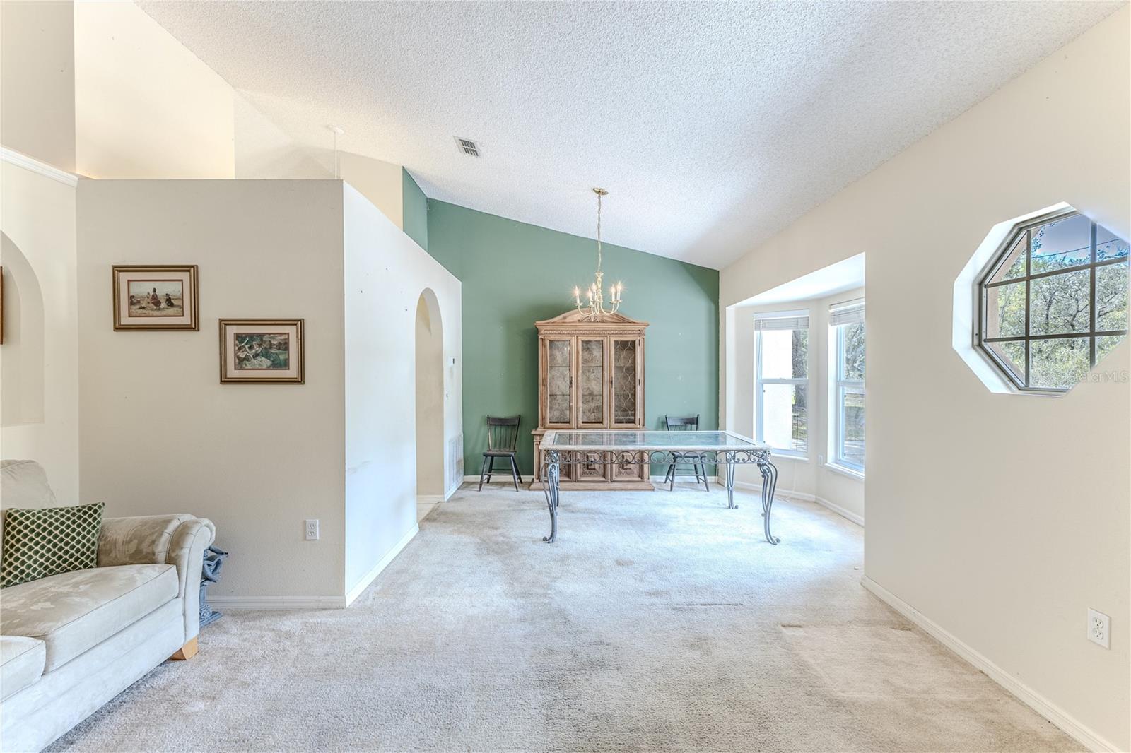 SPRING HILL - Residential