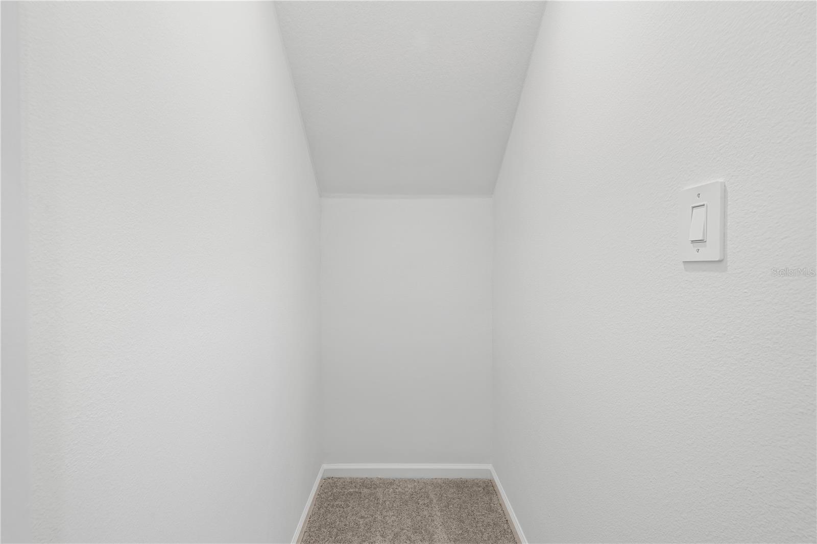 WELLNESS WAY 40S - Residential Lease