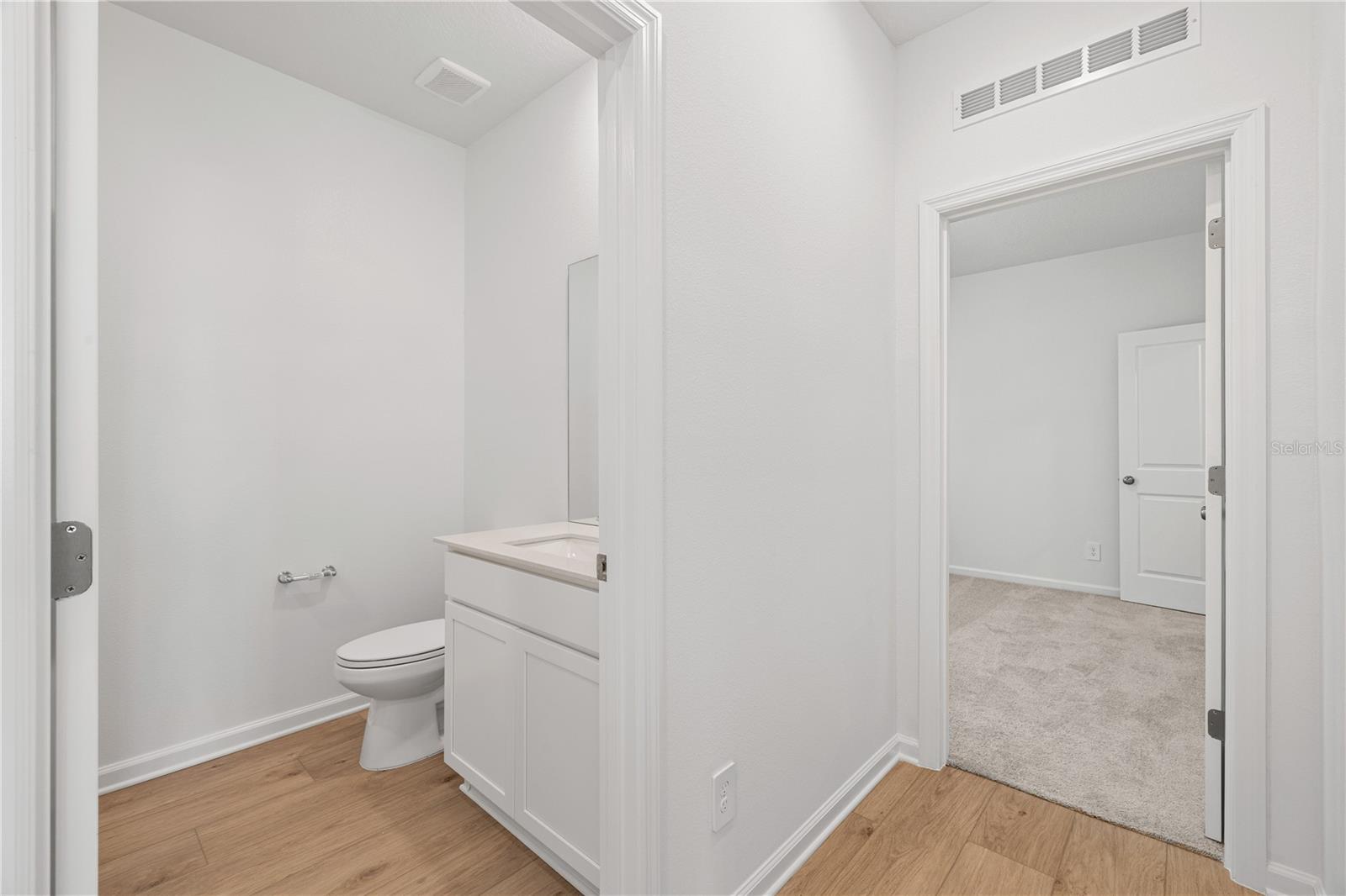 WELLNESS WAY 40S - Residential Lease