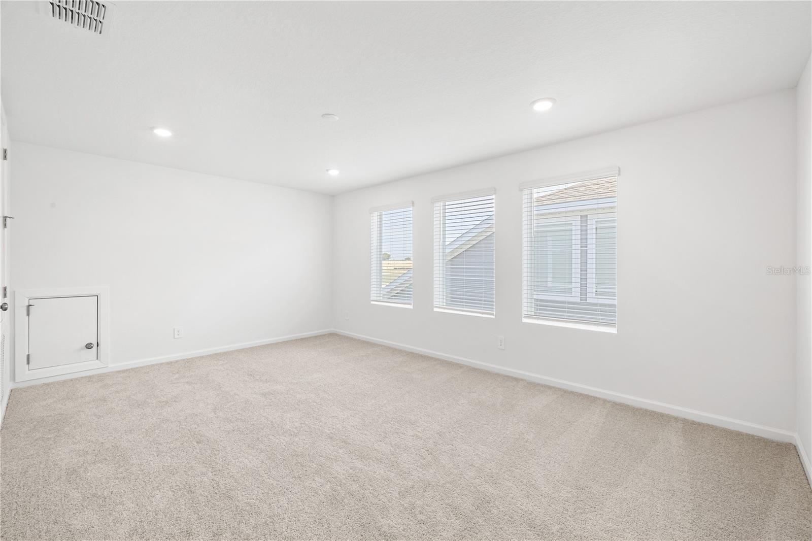 WELLNESS WAY 40S - Residential Lease