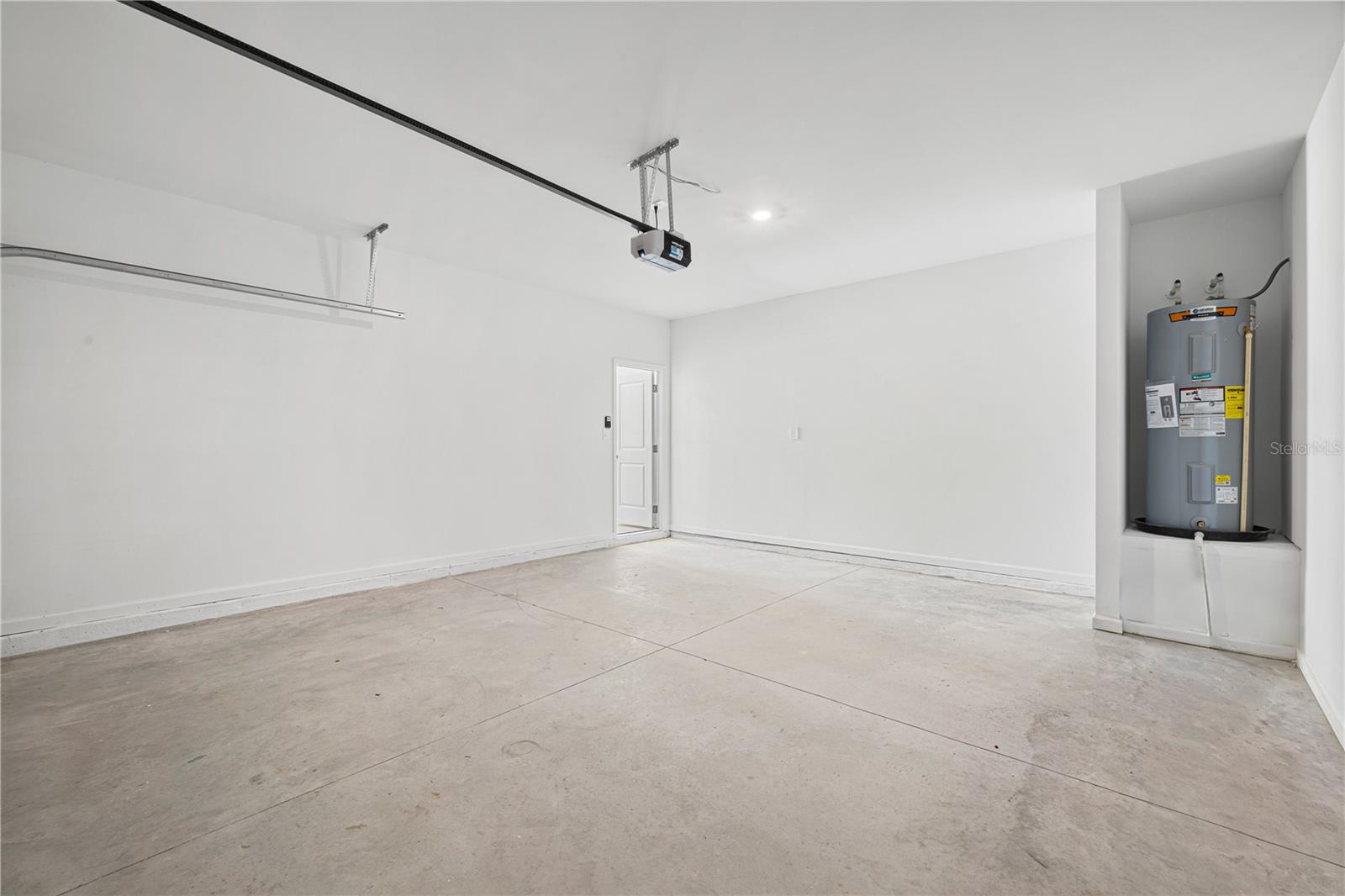 WELLNESS WAY 40S - Residential Lease