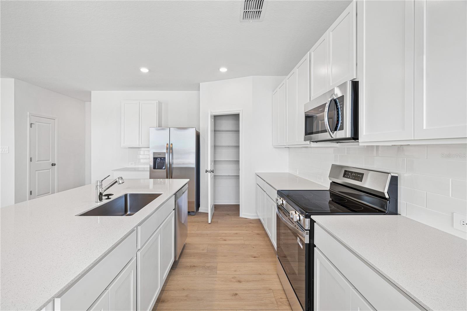 WELLNESS WAY 40S - Residential Lease