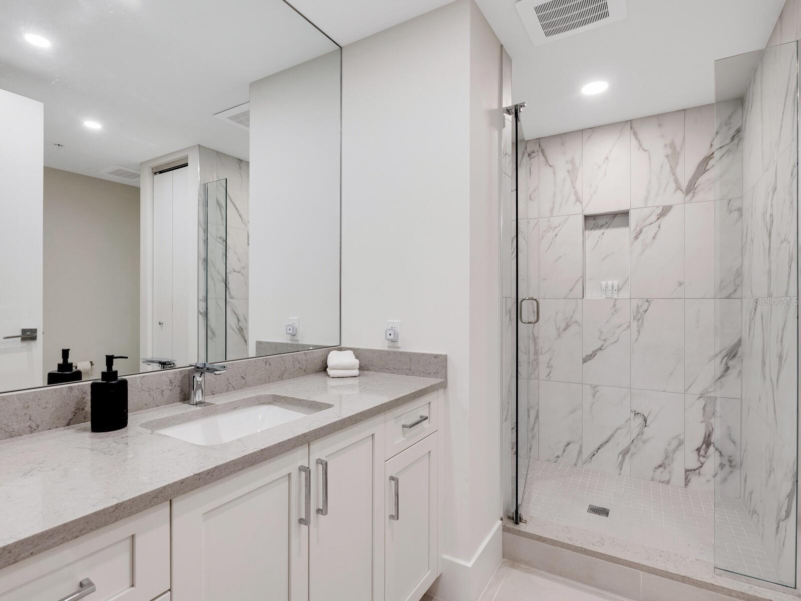 TEN35 SEASIDE - Residential