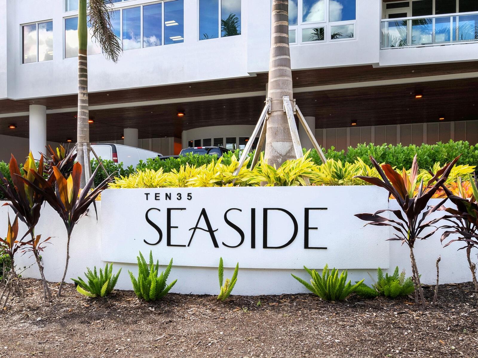 TEN35 SEASIDE - Residential