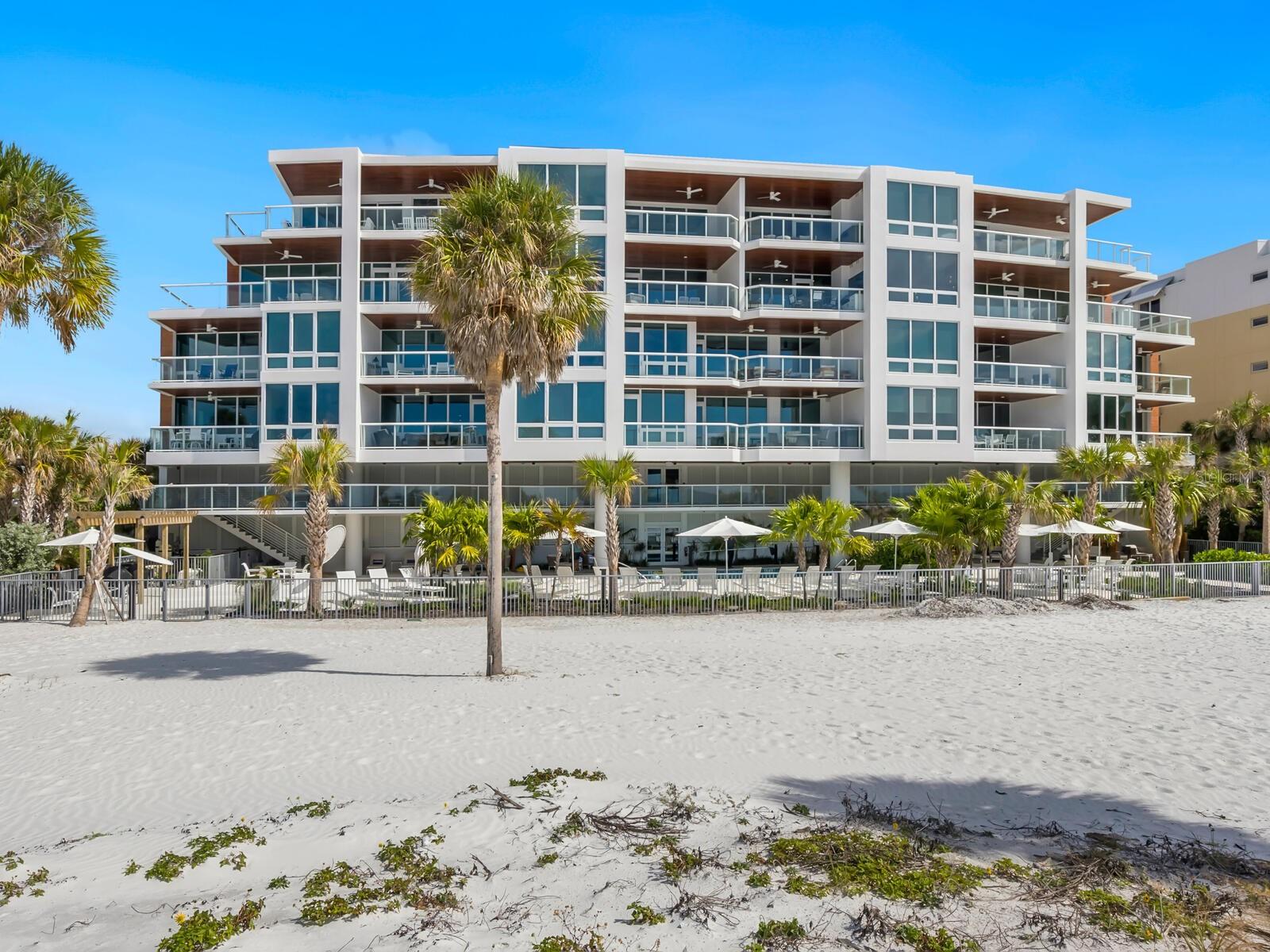 TEN35 SEASIDE - Residential