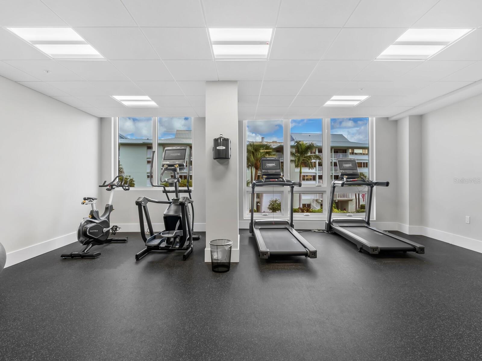 TEN35 SEASIDE - Residential