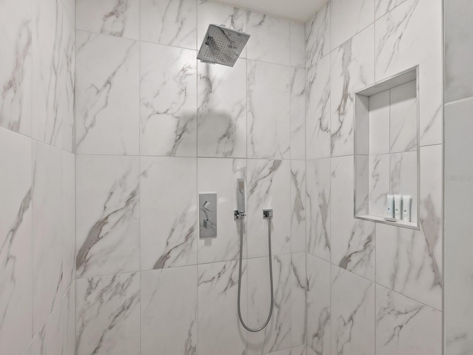 TEN35 SEASIDE - Residential