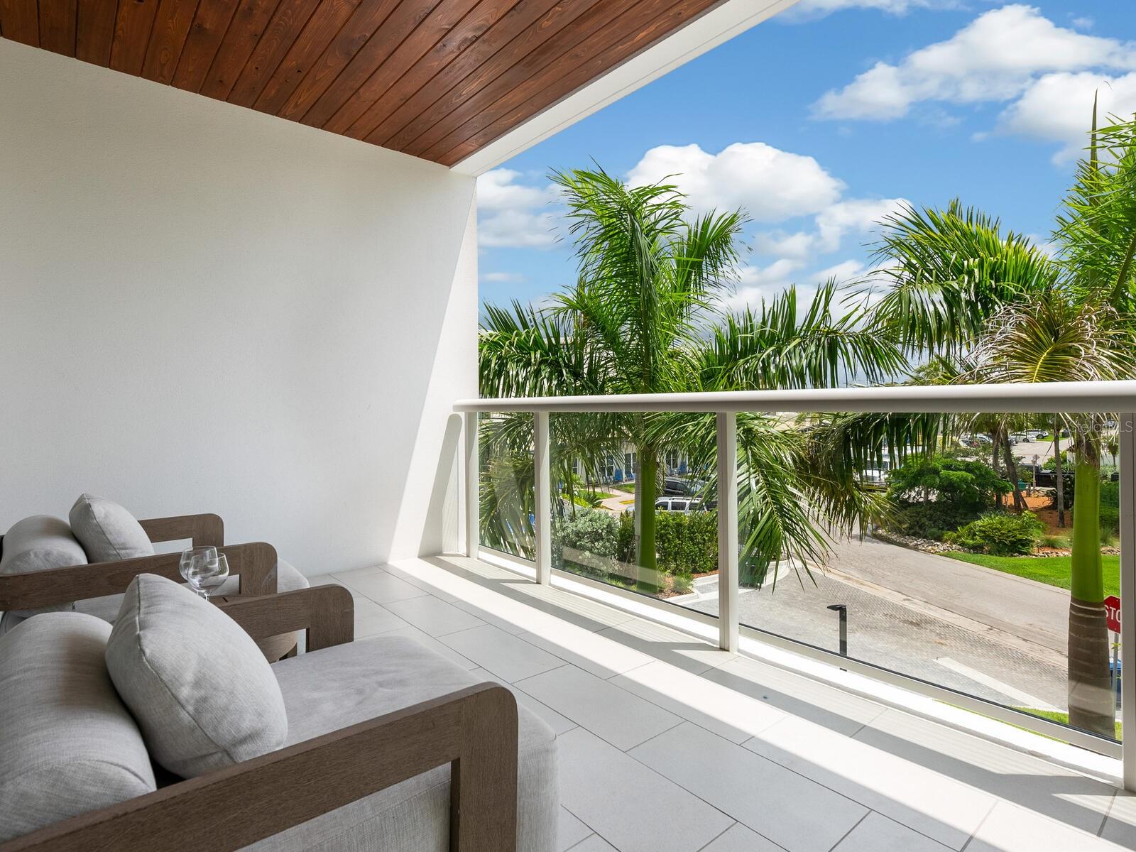 TEN35 SEASIDE - Residential