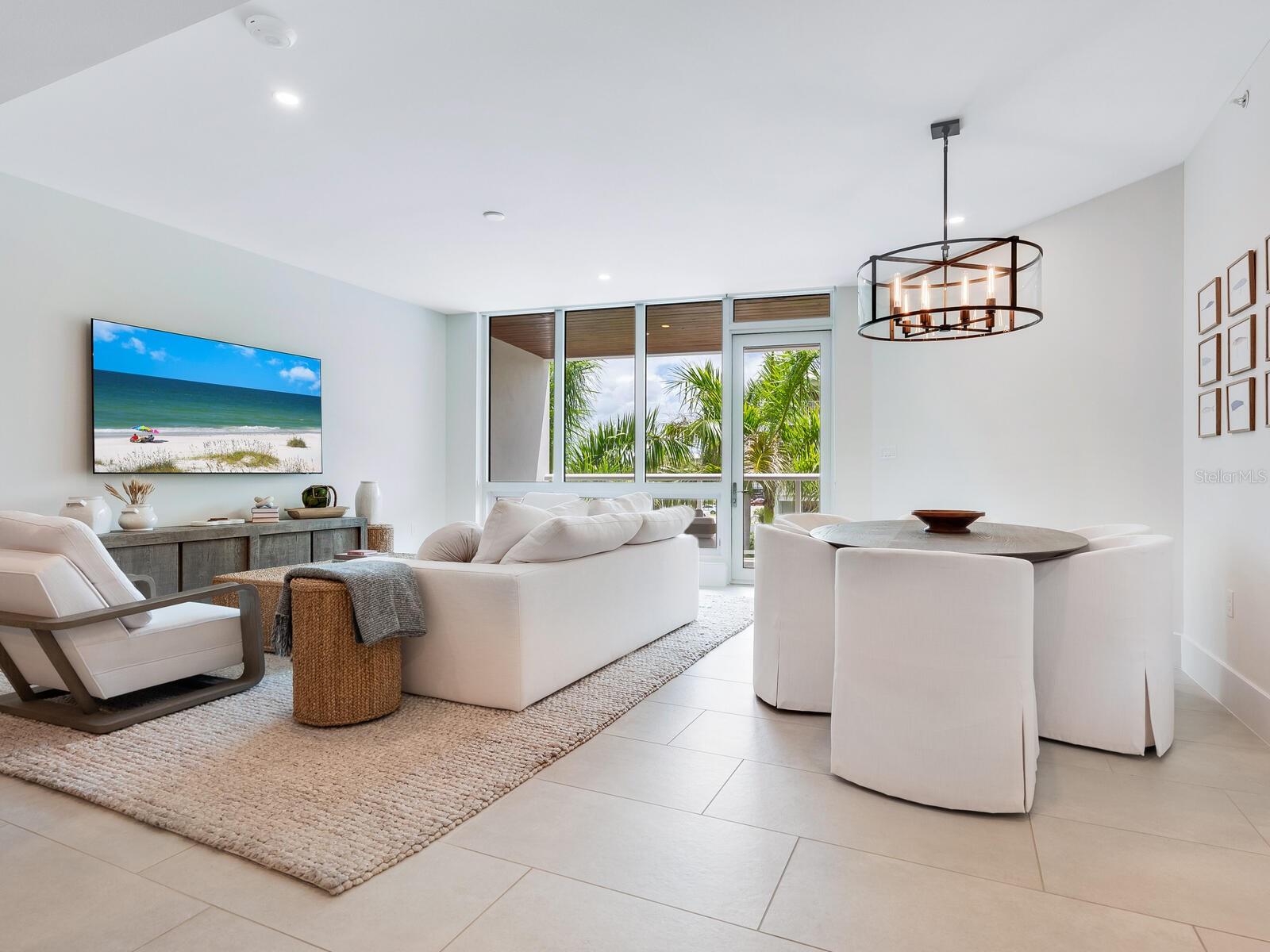 TEN35 SEASIDE - Residential