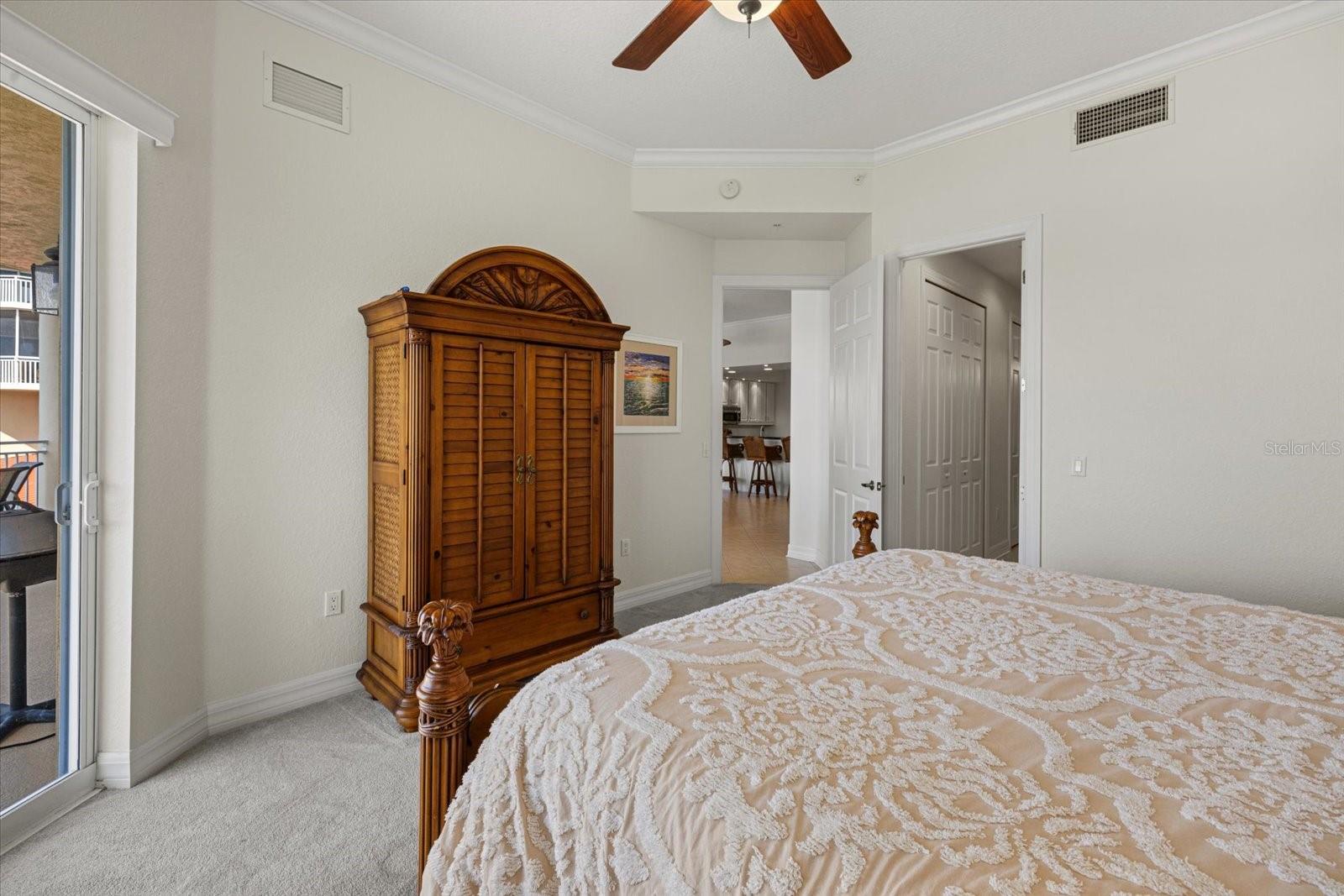 BLACKBURN HARBOR RESIDENCES - Residential