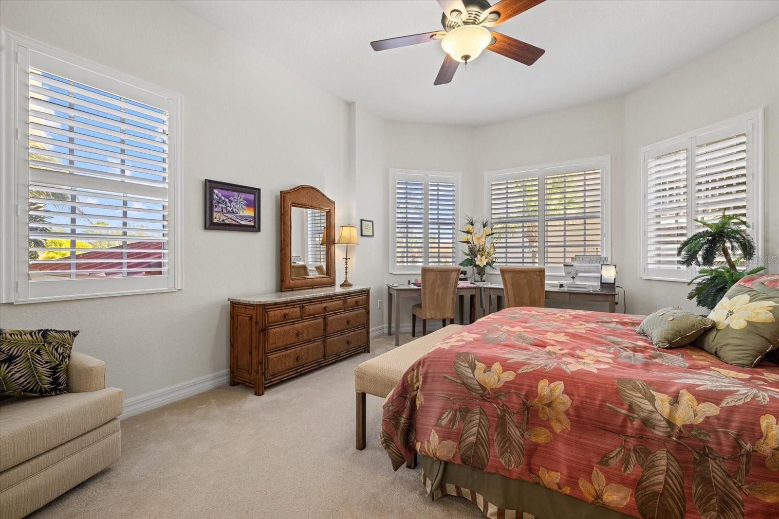 BLACKBURN HARBOR RESIDENCES - Residential