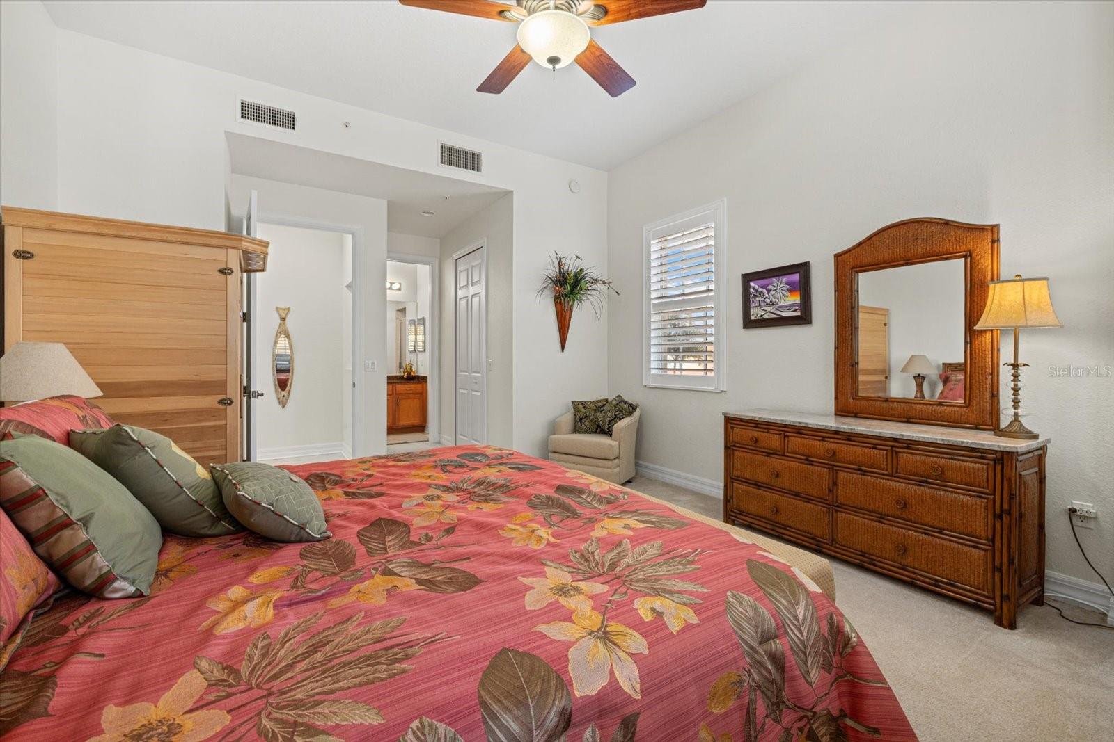 BLACKBURN HARBOR RESIDENCES - Residential