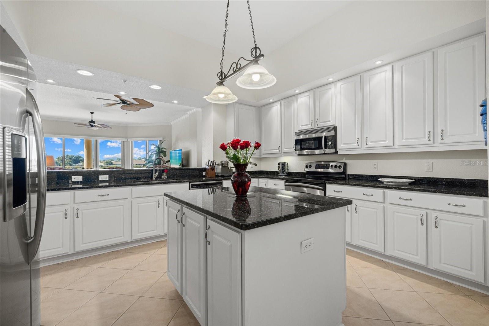 BLACKBURN HARBOR RESIDENCES - Residential