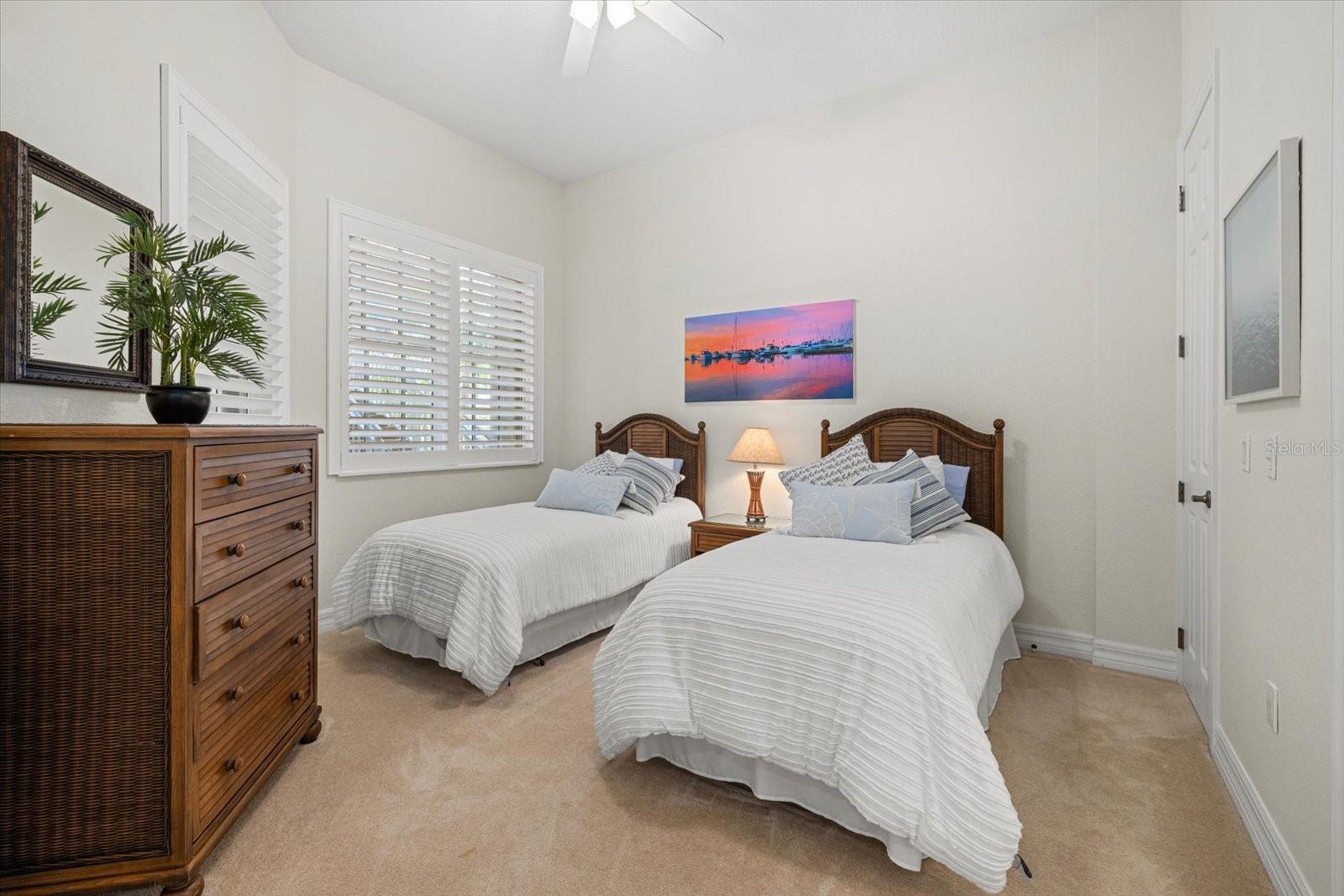 BLACKBURN HARBOR RESIDENCES - Residential