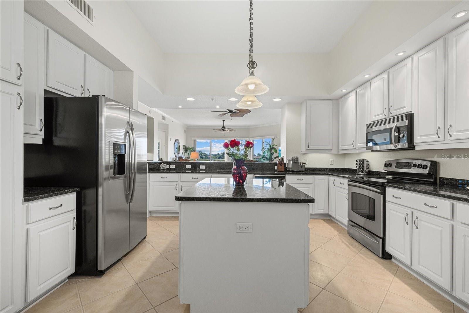 BLACKBURN HARBOR RESIDENCES - Residential