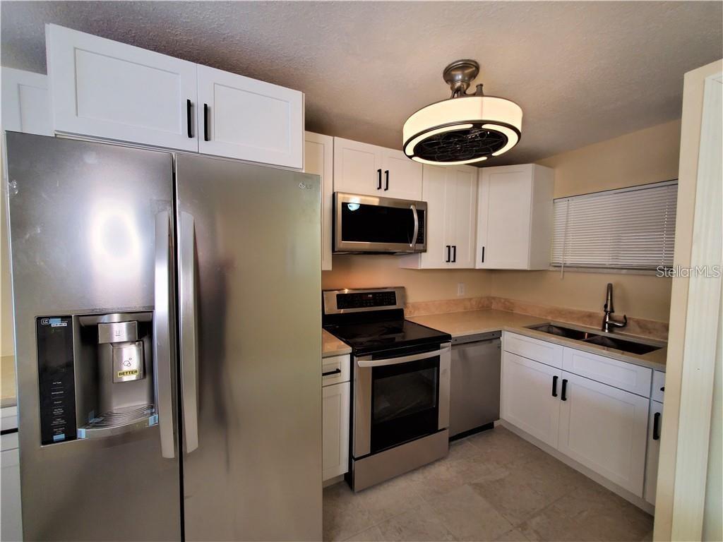 2763 WOODGATE LANE 105