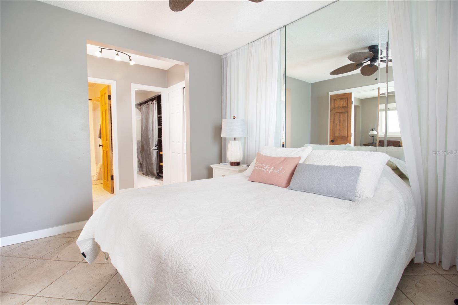 BOCA CIEGA APTS - Residential Lease