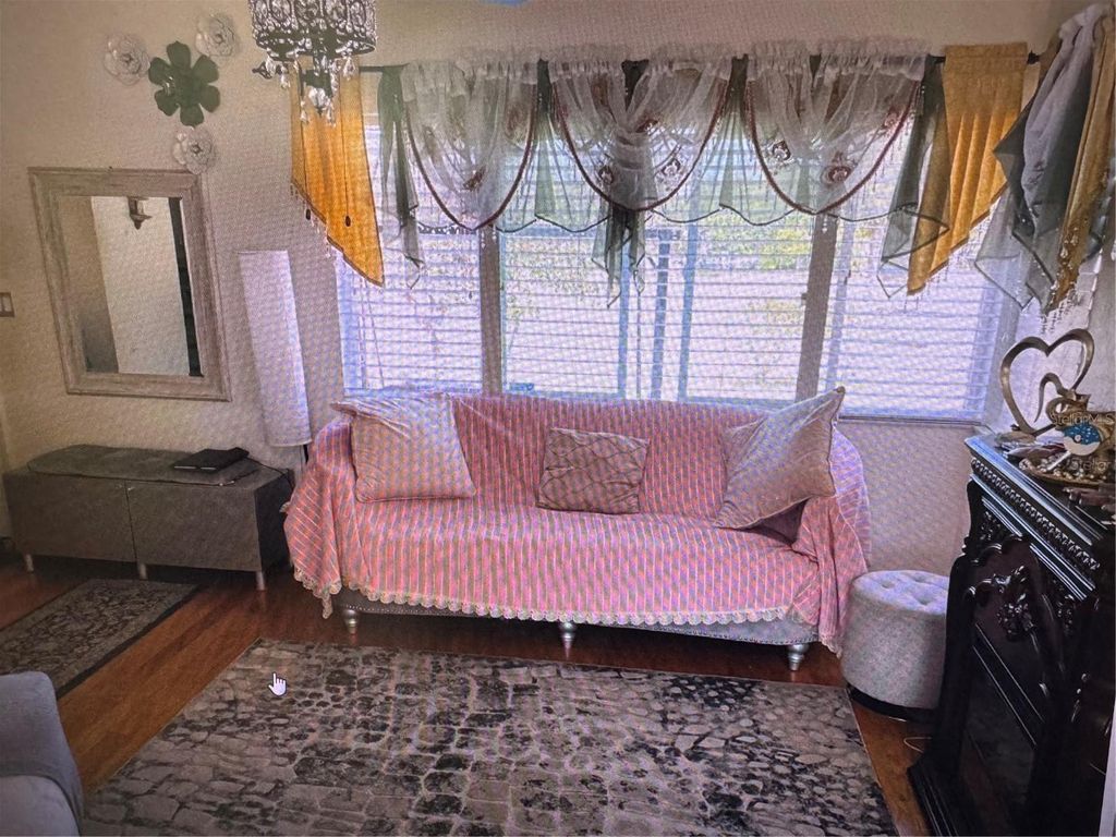 Photo of 910 Robinson Drive N, St Petersburg, FL 33710 (MLS # TB8443831)