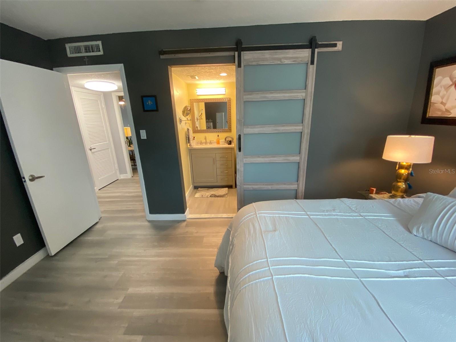 CHATEAUX DU LAC - Residential