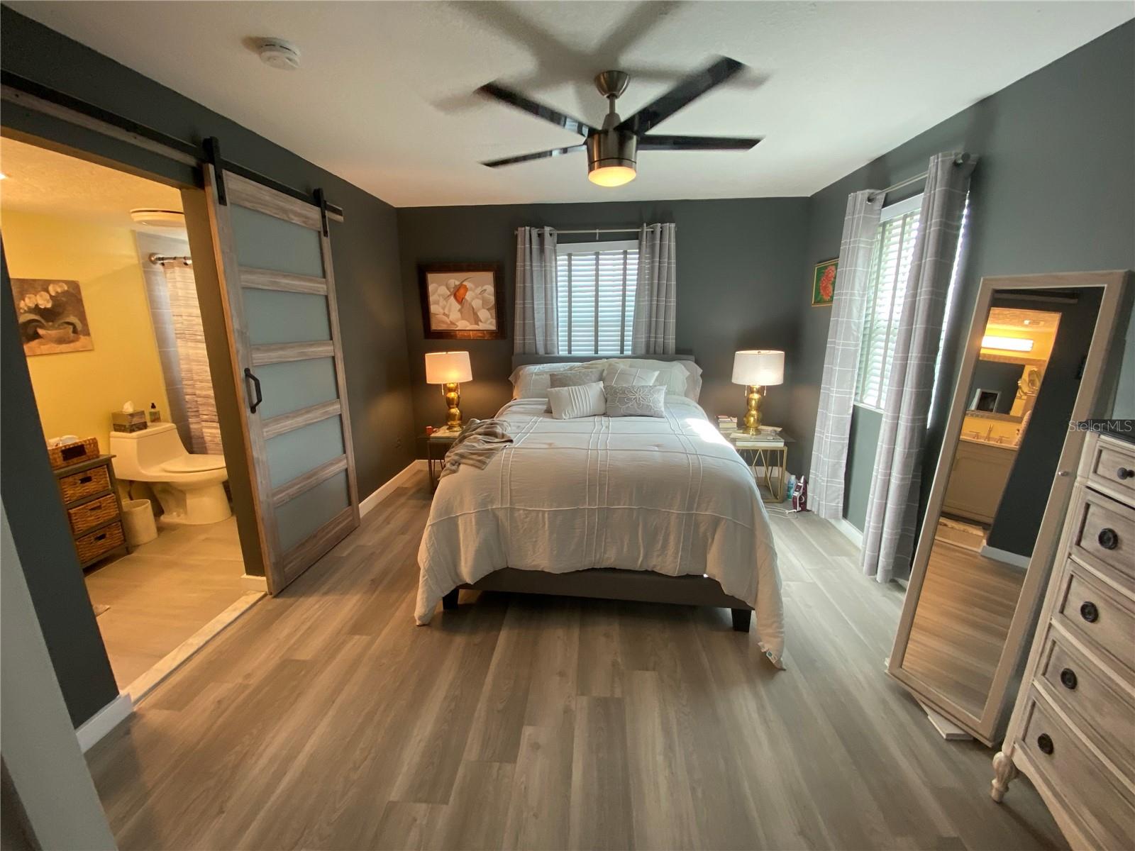 CHATEAUX DU LAC - Residential