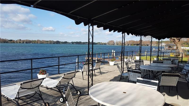 CHATEAUX DU LAC - Residential